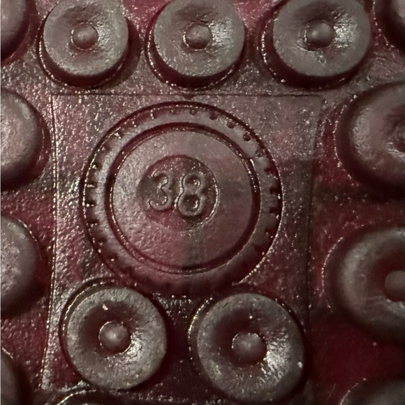 Women’s Brand New Crazy Savage Athletic Casual Tennis Shoe. Size 7. - Picture 8 of 8